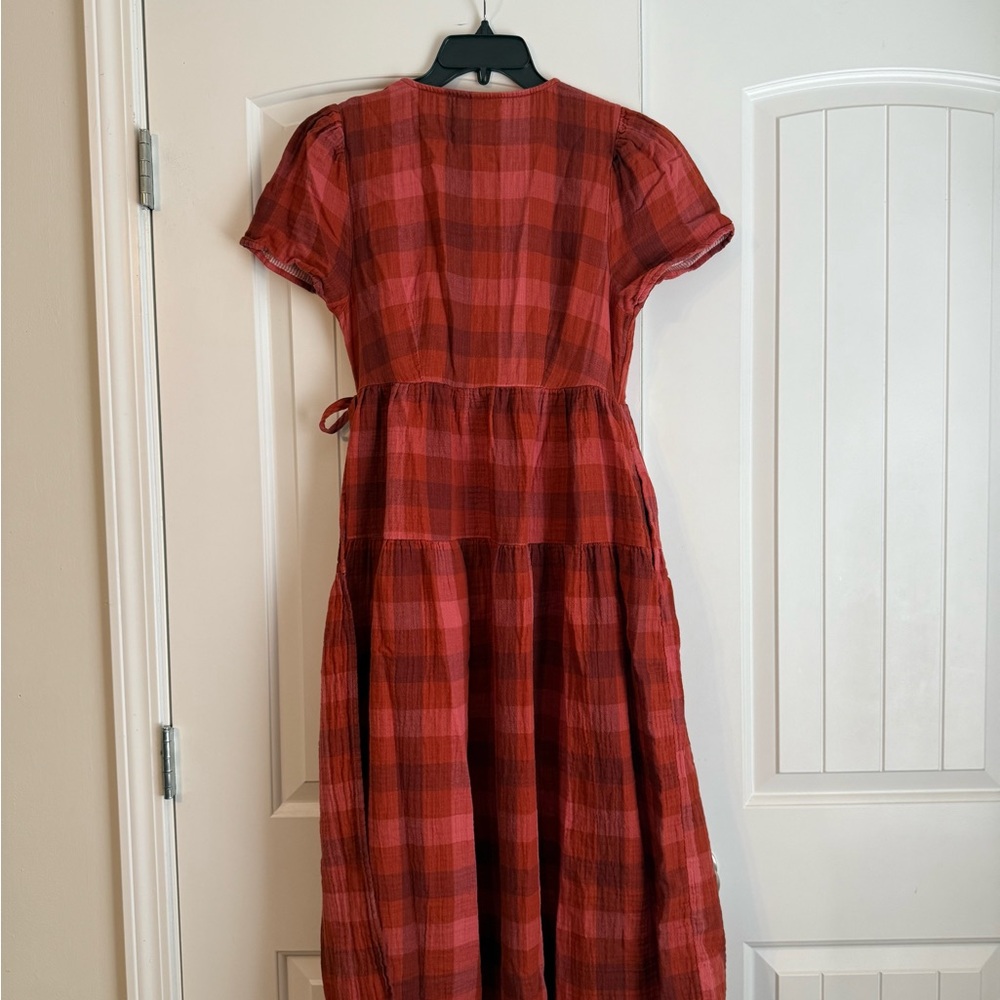 Universal Thread Red Plaid Midi Dress - Picture 8 of 9